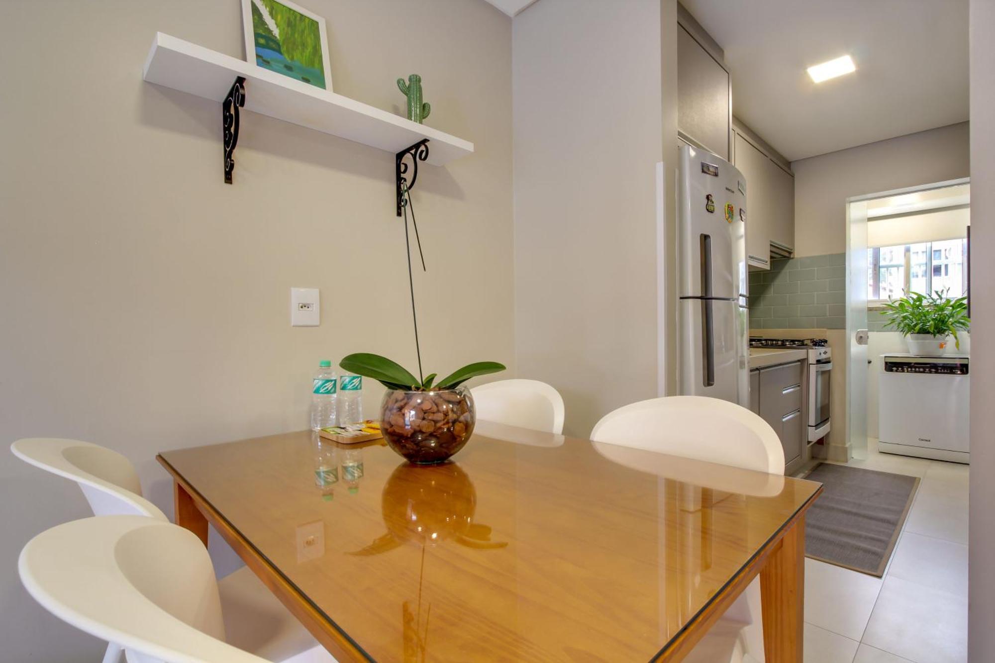 דירות בומבינאס Residencial Casa Flora חדר תמונה