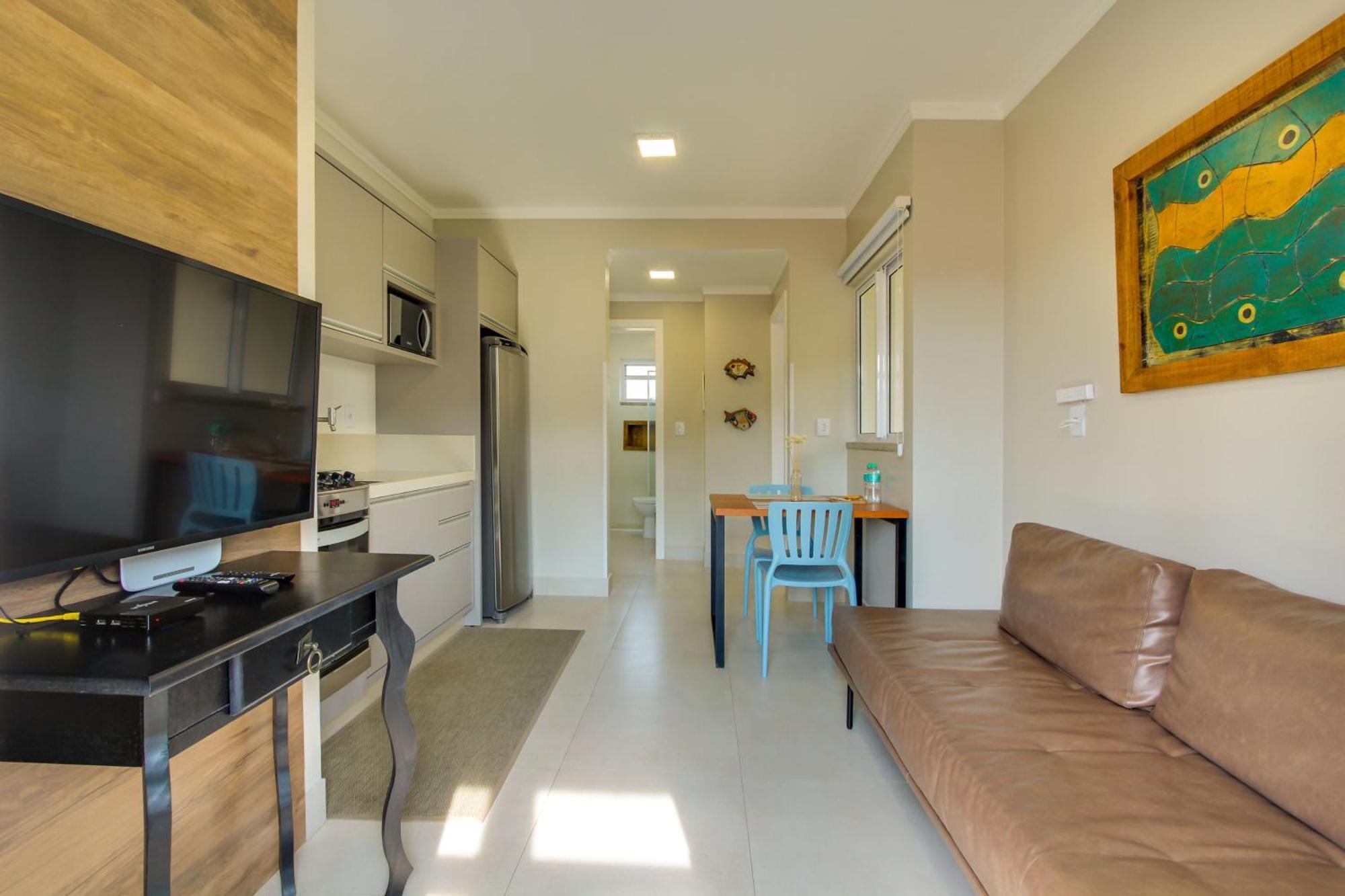 דירות בומבינאס Residencial Casa Flora מראה חיצוני תמונה