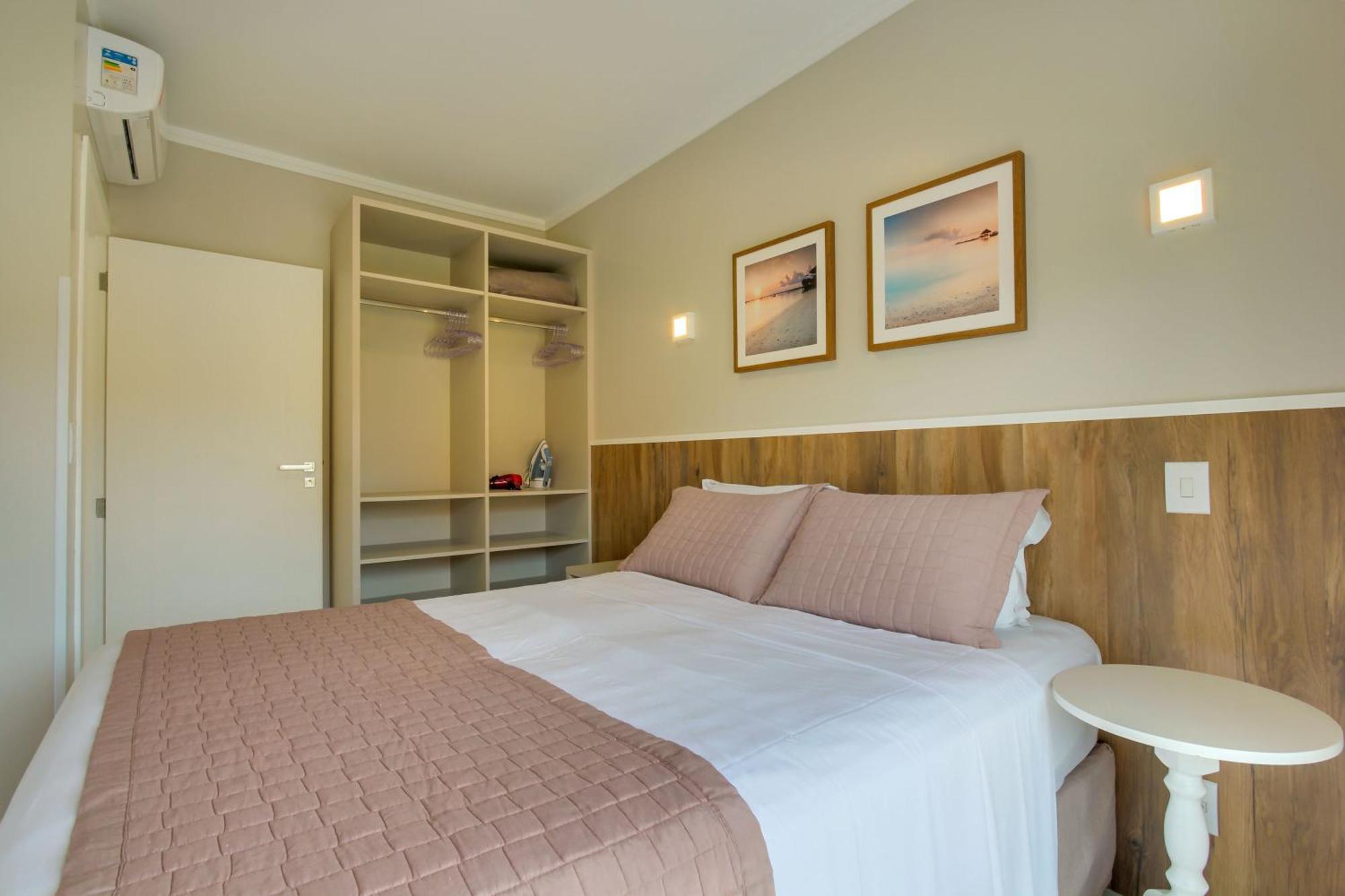 דירות בומבינאס Residencial Casa Flora חדר תמונה
