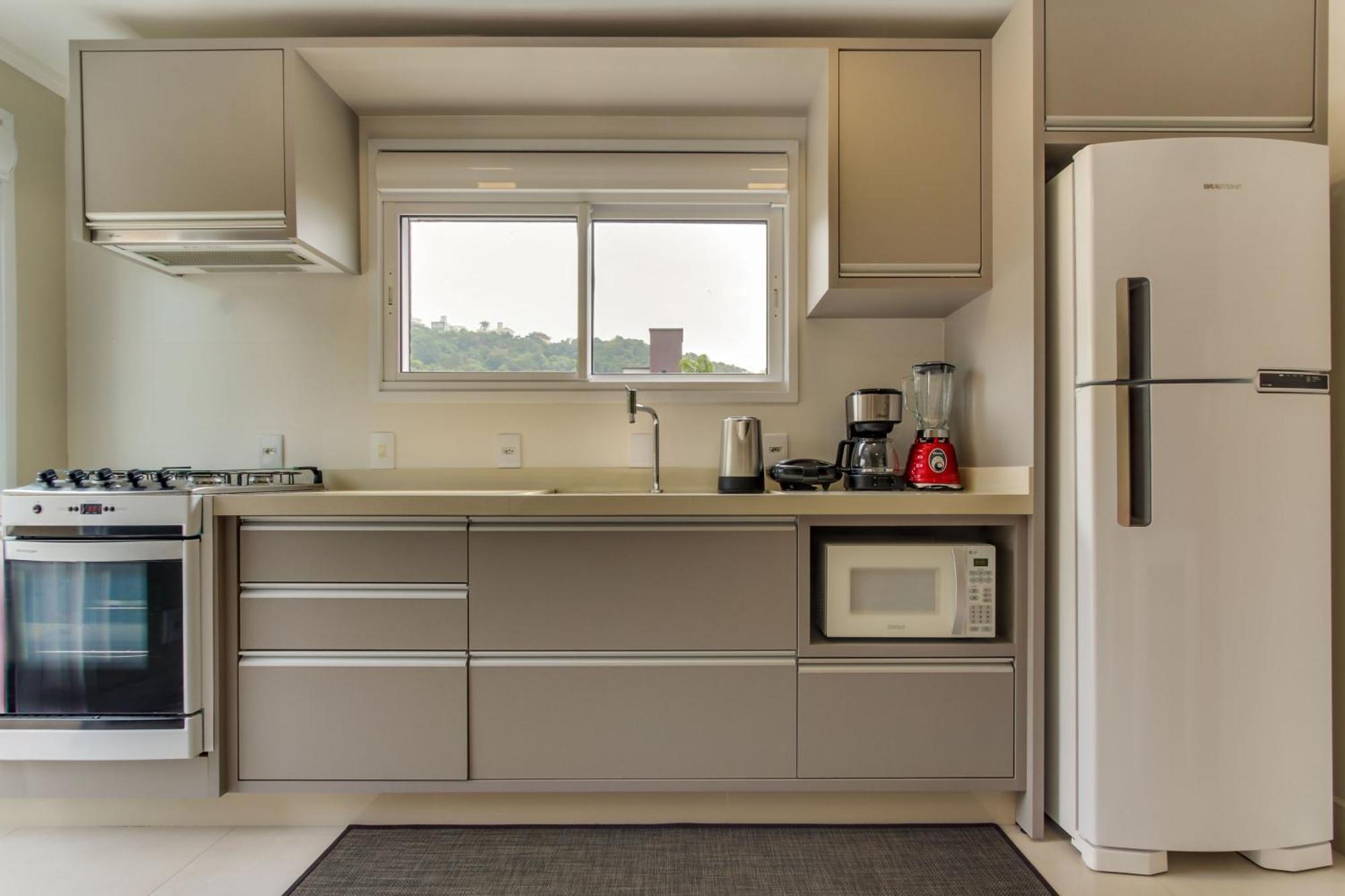 דירות בומבינאס Residencial Casa Flora מראה חיצוני תמונה