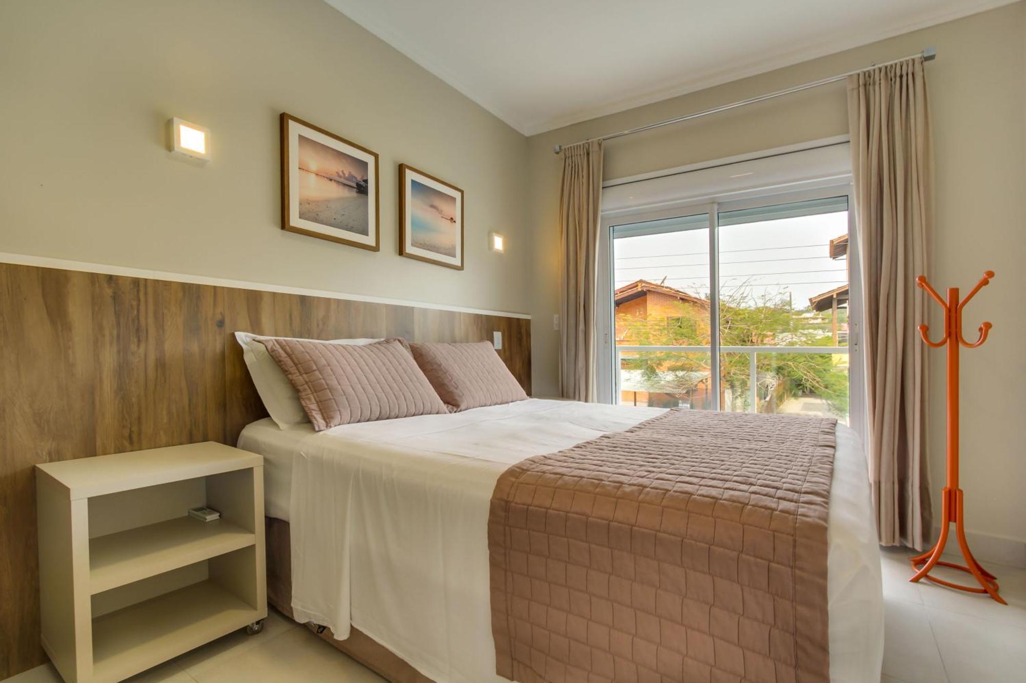 דירות בומבינאס Residencial Casa Flora מראה חיצוני תמונה