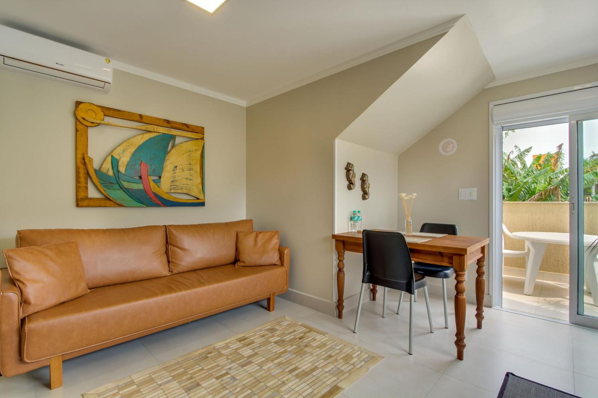 דירות בומבינאס Residencial Casa Flora מראה חיצוני תמונה